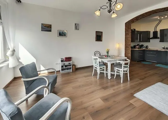 Bright Sunny Apt At Keleti Station,Near Citycenter