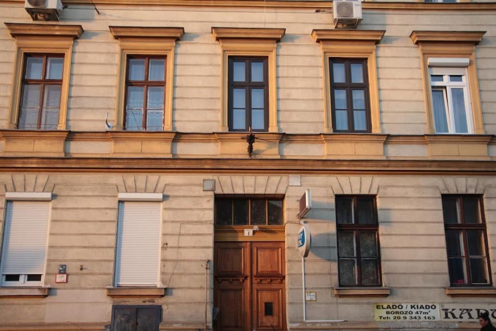 Bright Sunny At Keleti Station,near Citycenter Appartement
